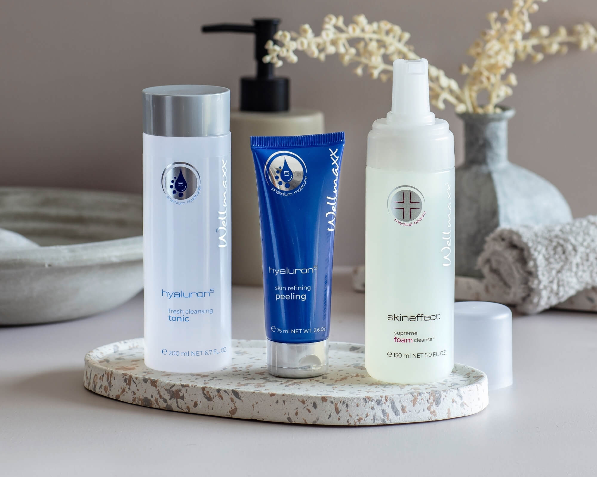 #step1 • hyaluron⁵ reinigungsprodukte